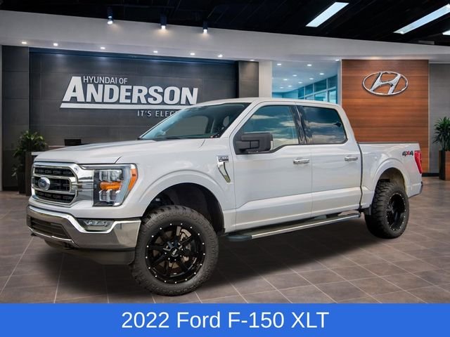 Used 2022 White Ford XLT image 1