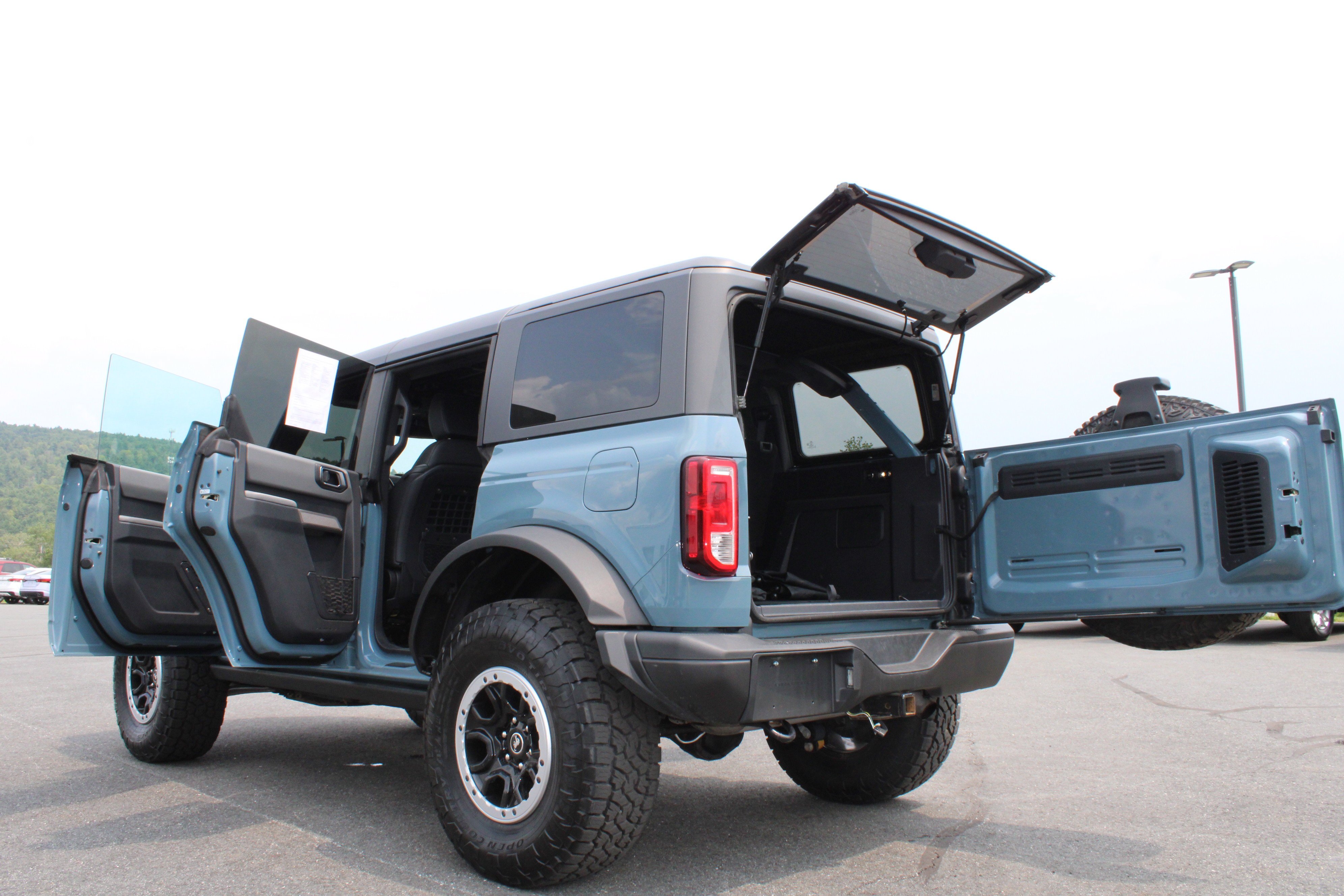 Used 2023 Blue Ford  image 16