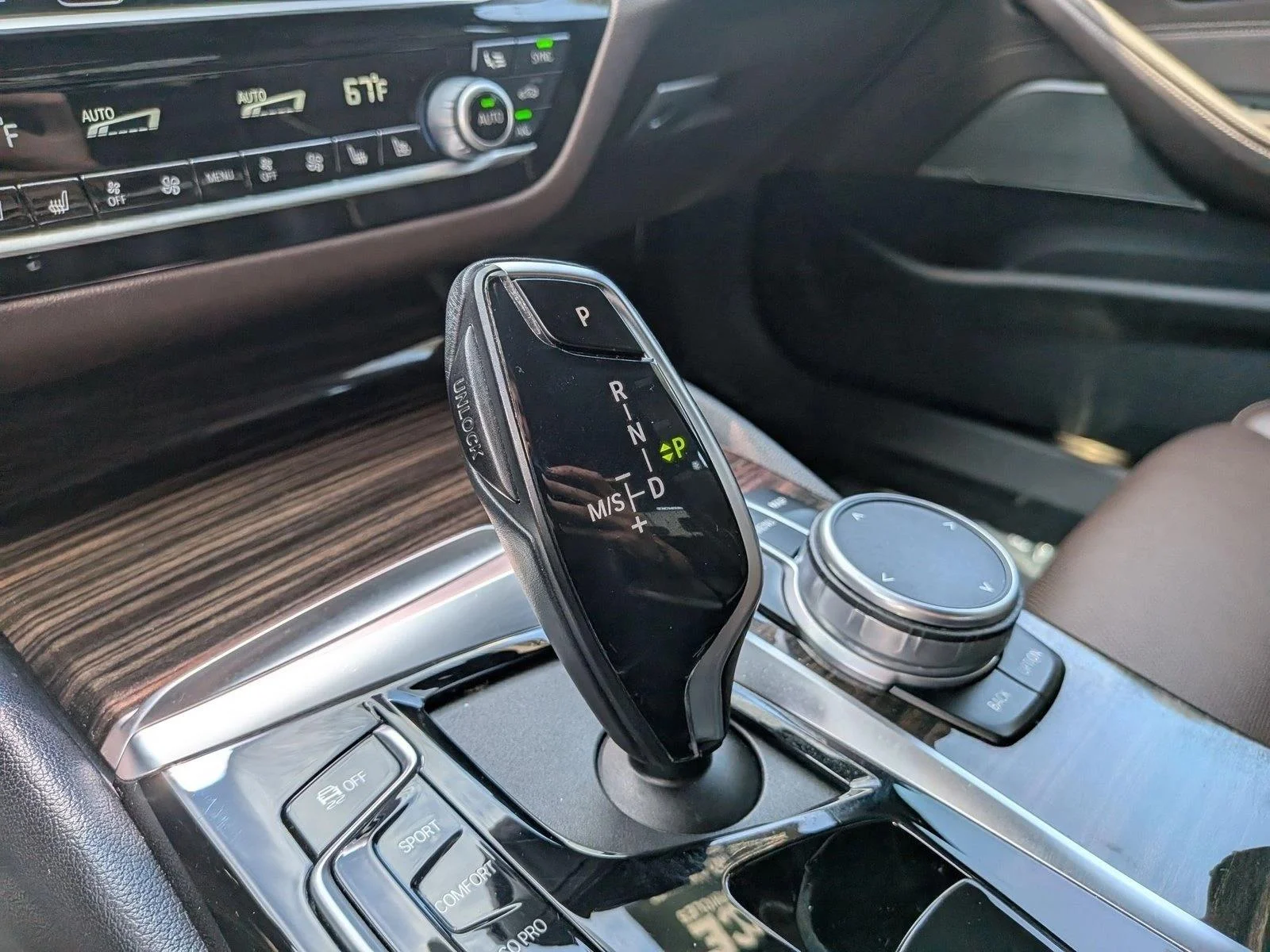 Used 2021 Black BMW 540i xDrive image 16