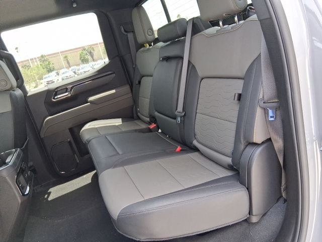 Used 2025 Gray Chevrolet ZR2 image 16