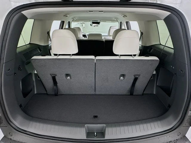 New 2026 Hyundai SANTA FE SE
