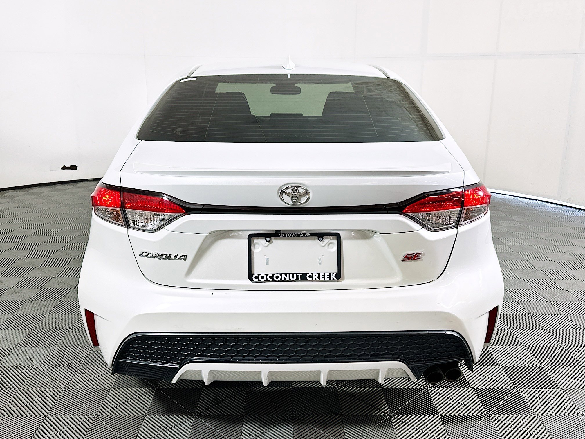 2022 Toyota Corolla thumbnail 6