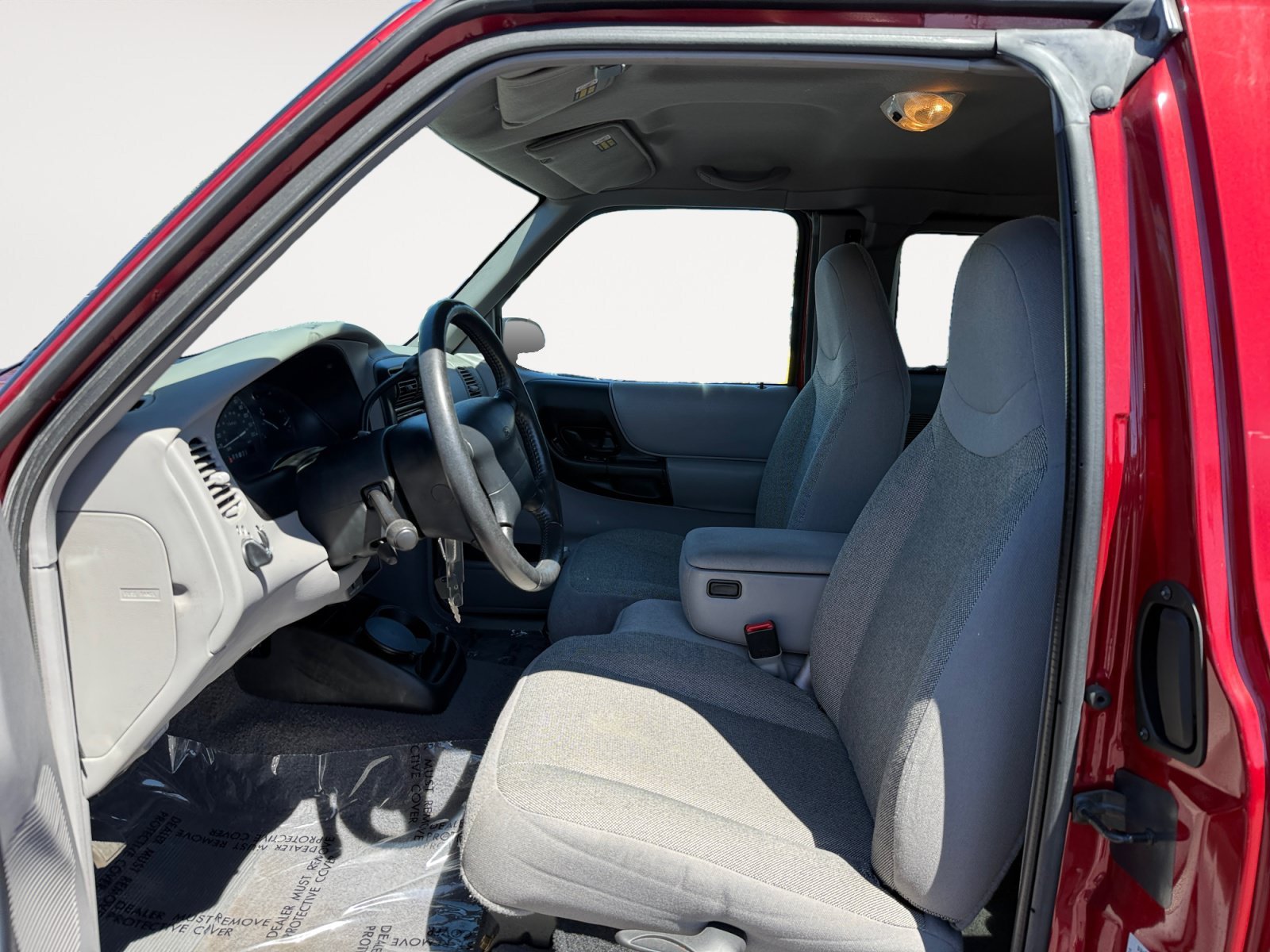 Used 2000 Bright Red Clearcoat Ford XLT image 10