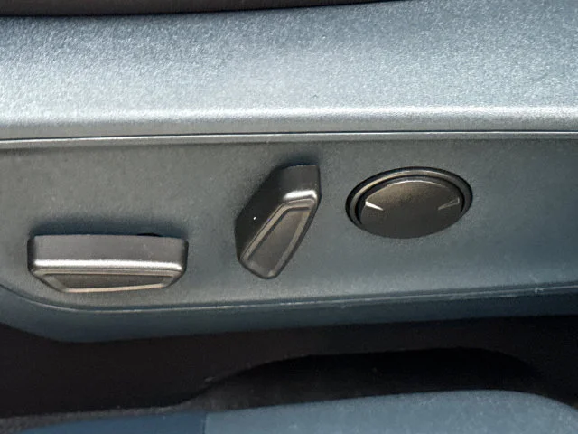 Used 2024 Gray Ford XLT image 23