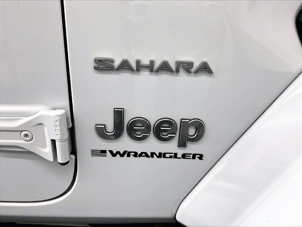 Used 2023 White Jeep Sahara image 27