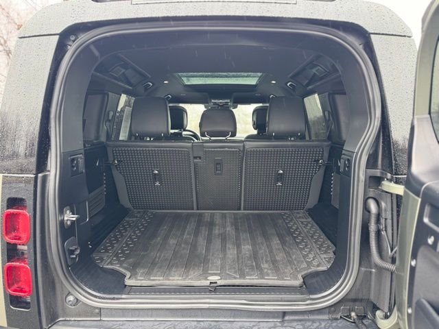 Certified Used 2023 Green Land Rover X-Dynamic SE image 10