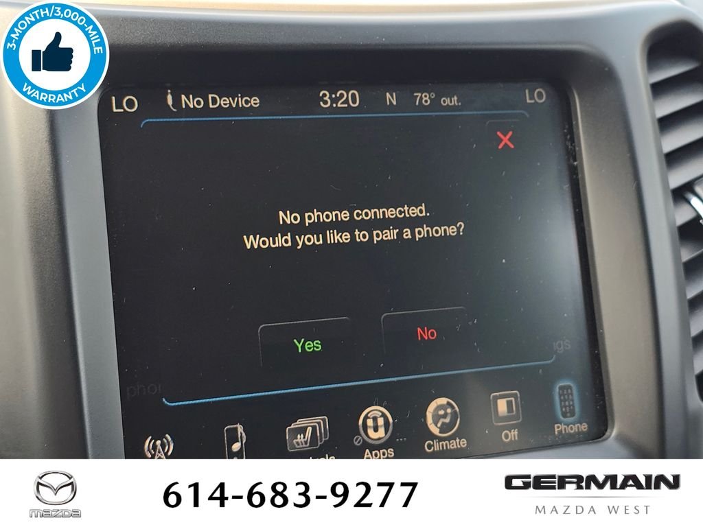 Used 2016 White Jeep Latitude image 31