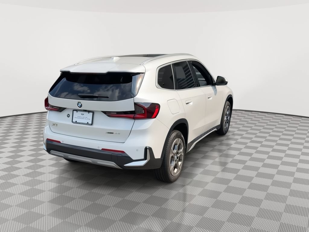 2025 BMW X1 28i - Photo 8