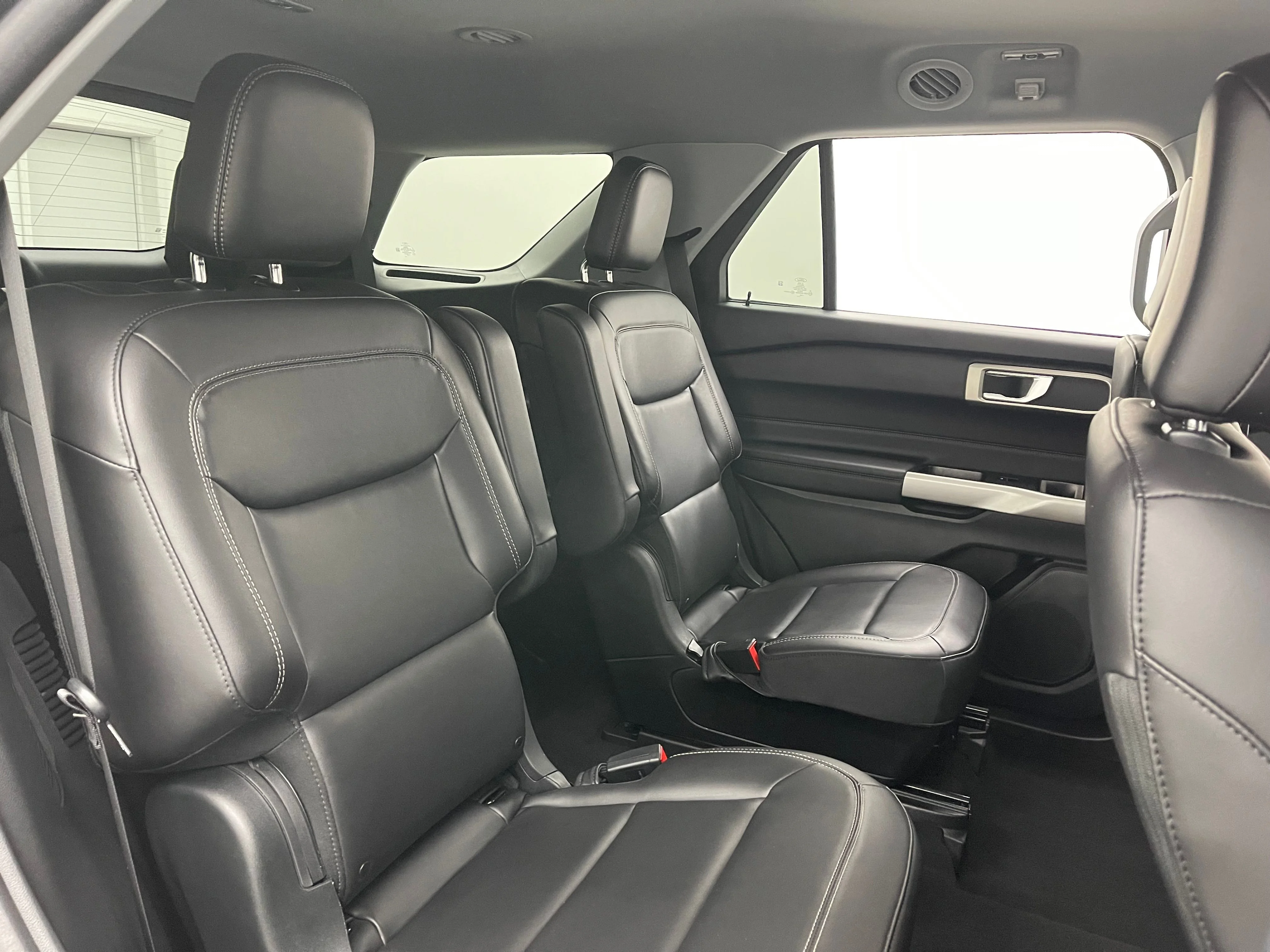 Used 2023 Stone Blue Metallic Ford XLT image 34
