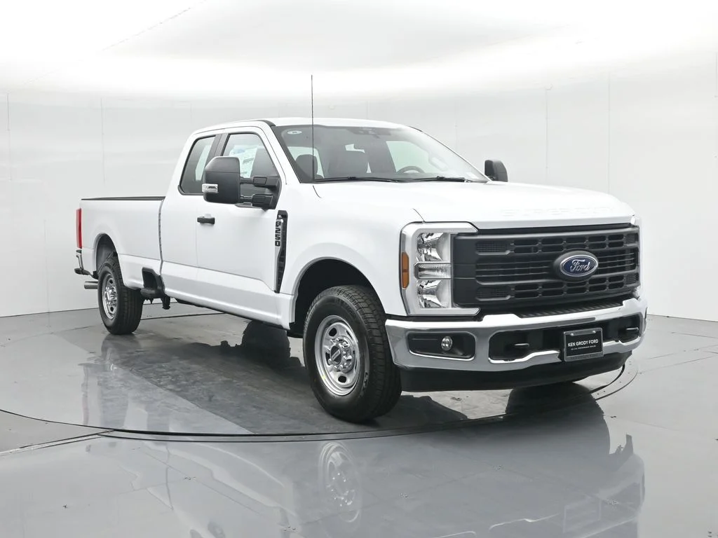 New 2026 Oxford White Ford XL image 58