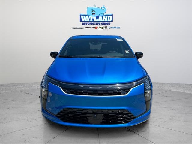 New 2027 Hydro Blue Pearl-Coat Exterior Paint Chrysler Select image 8