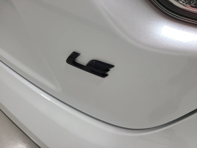 New 2026 Wind Chill Pearl Toyota LE image 6