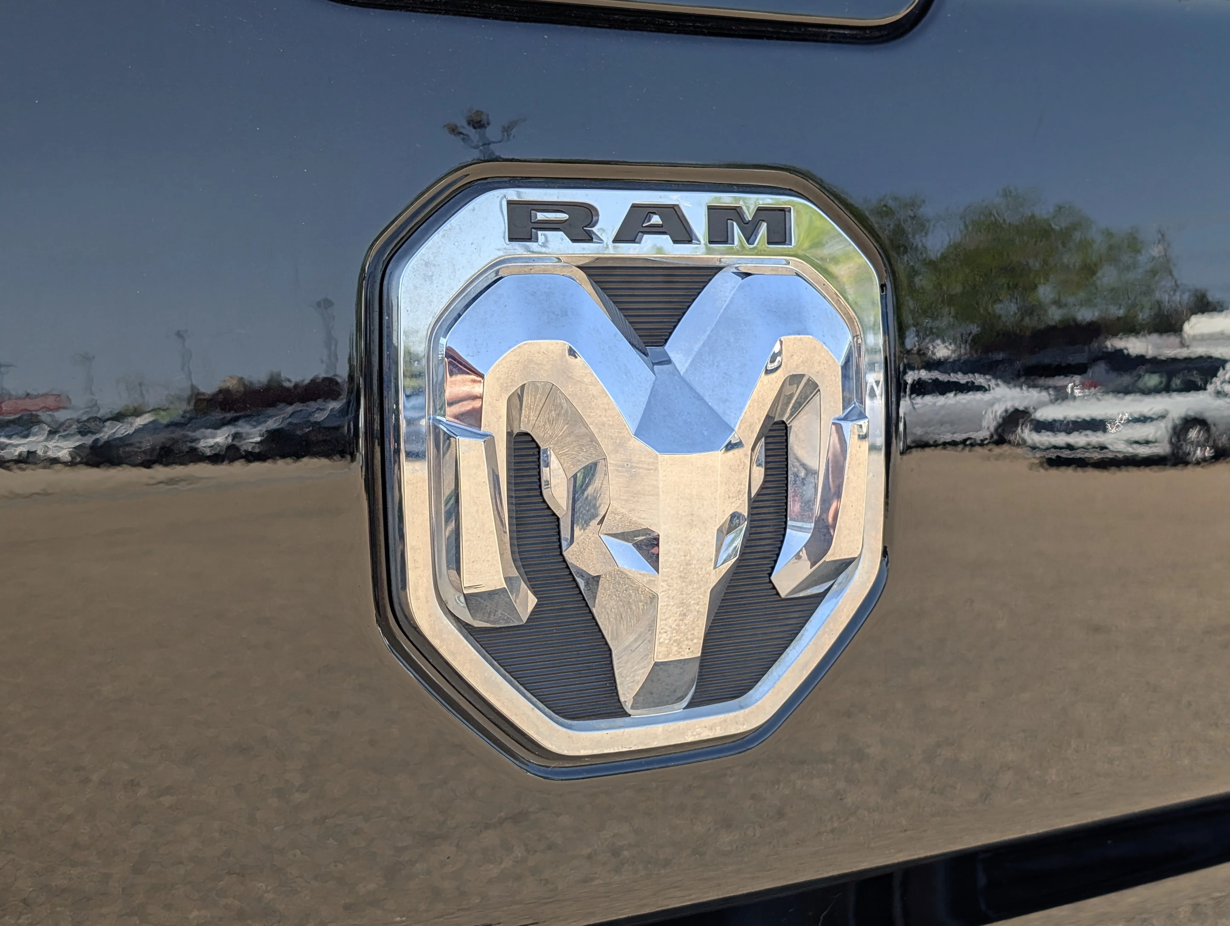 Used 2023 Diamond Black Crystal Pearlcoat Ram Laramie image 15