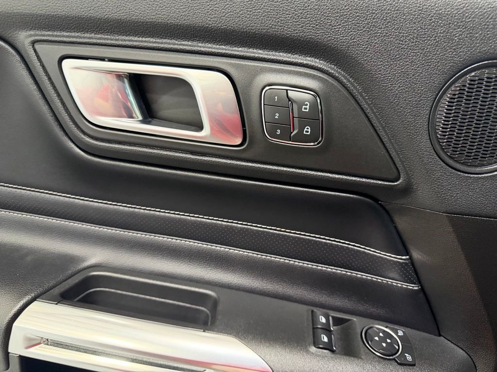 2021 Ford Mustang GT Premium - Photo 12