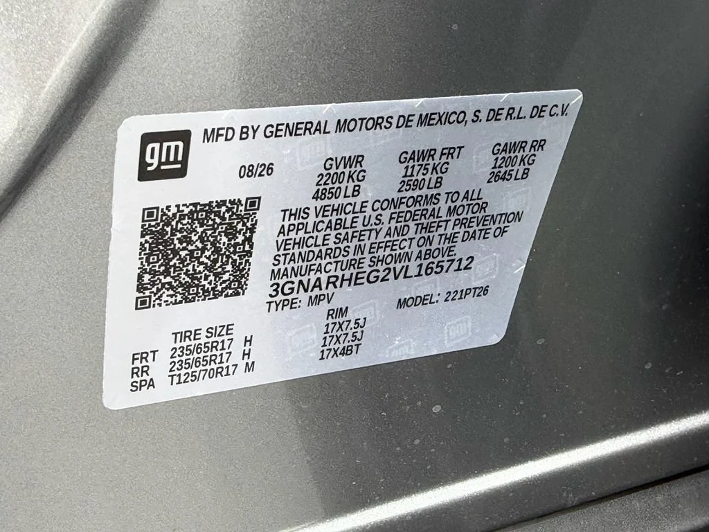 New 2027 Sterling Gray Metallic Chevrolet LT image 18