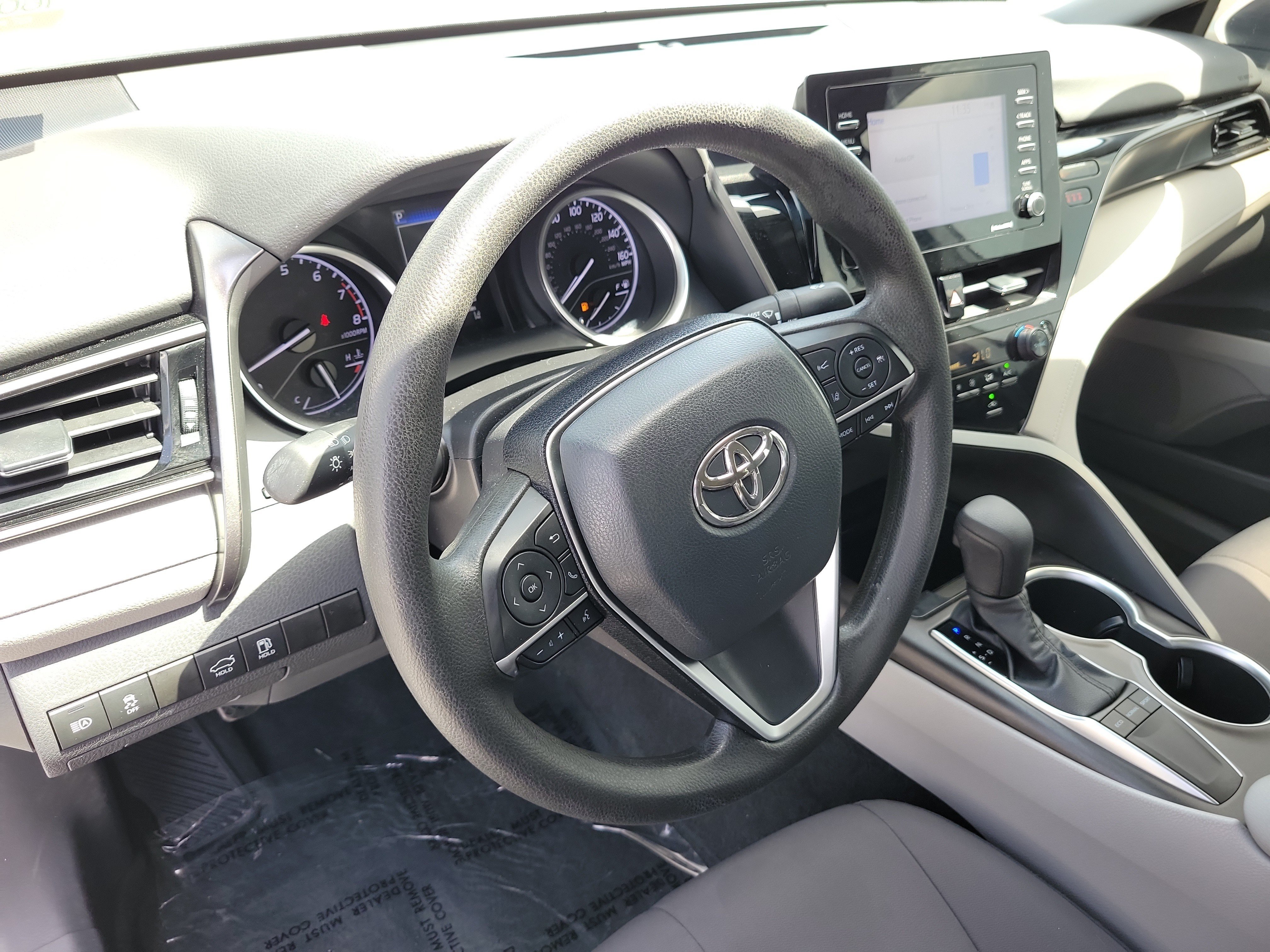 Certified Used 2023 Ice Toyota LE image 21