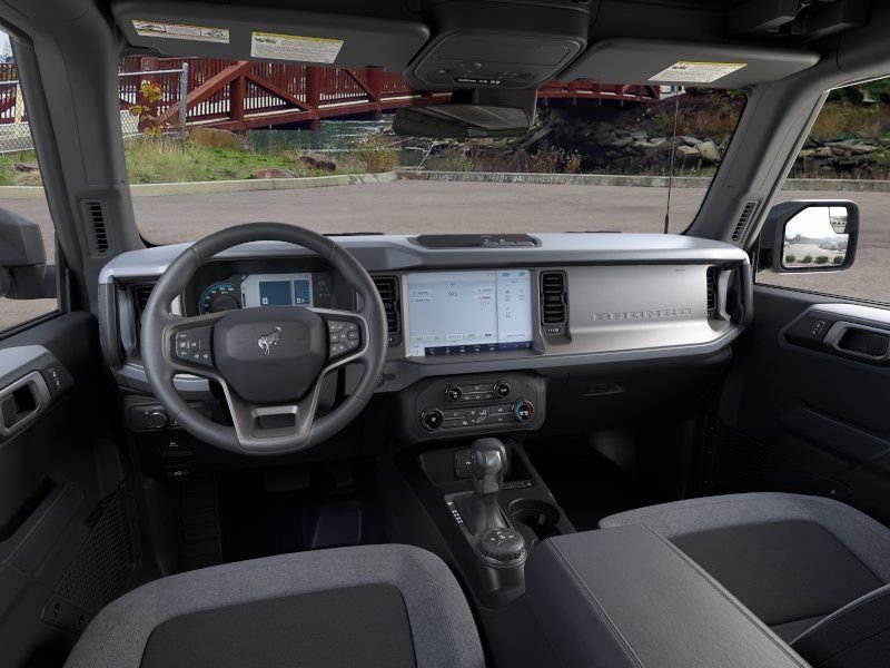 2025 Ford Bronco 4-Door Base - Photo 11