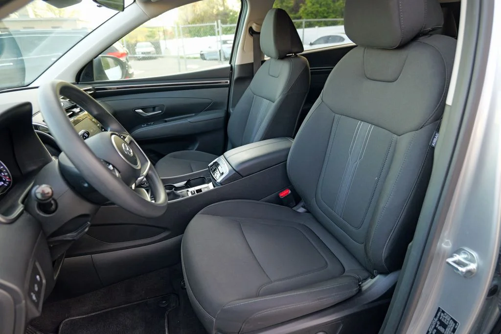 Used 2023 Shimmering Silver Hyundai SEL image 22