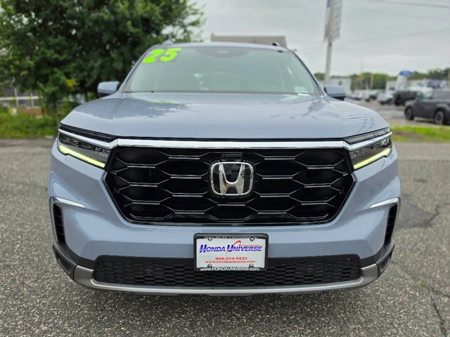 2025 Honda Pilot Touring - Photo 10