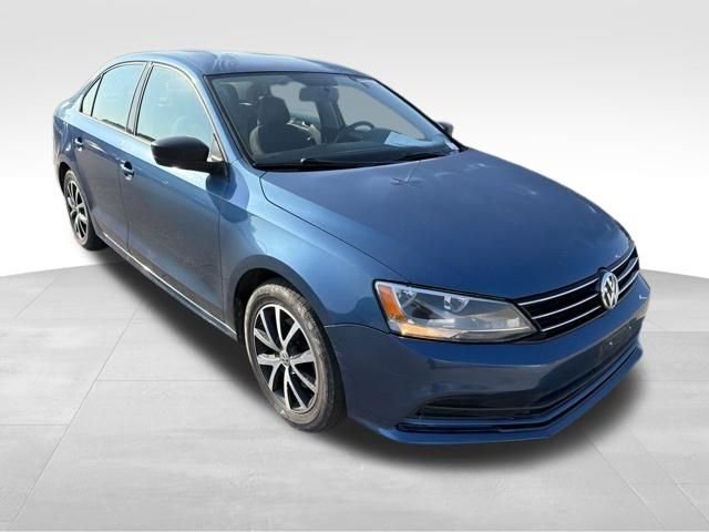 Used 2016 Blue Volkswagen 1.4T SE image 2