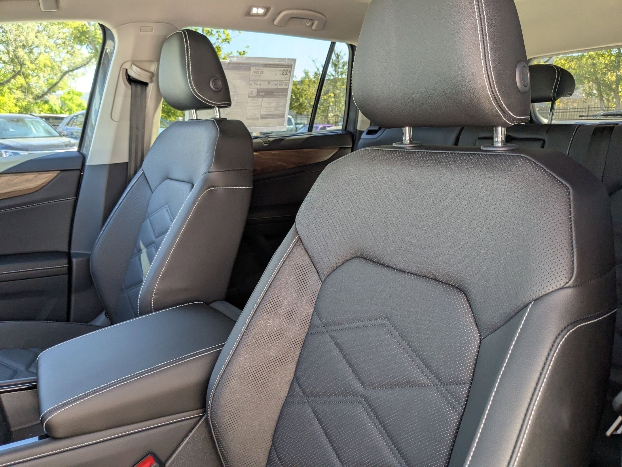 New 2026 Pure Gray Volkswagen 2.0T SE w/Technology image 7