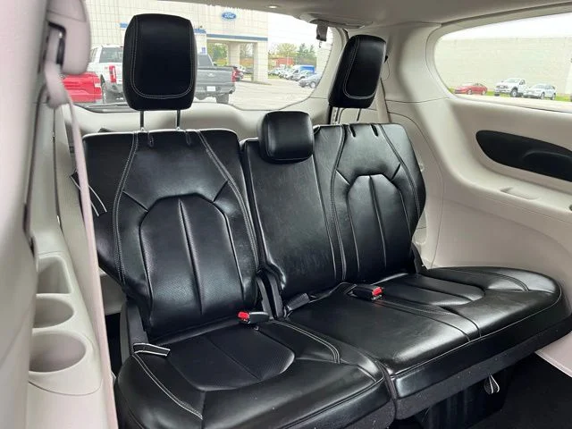 Used 2023 White Chrysler Touring L image 29