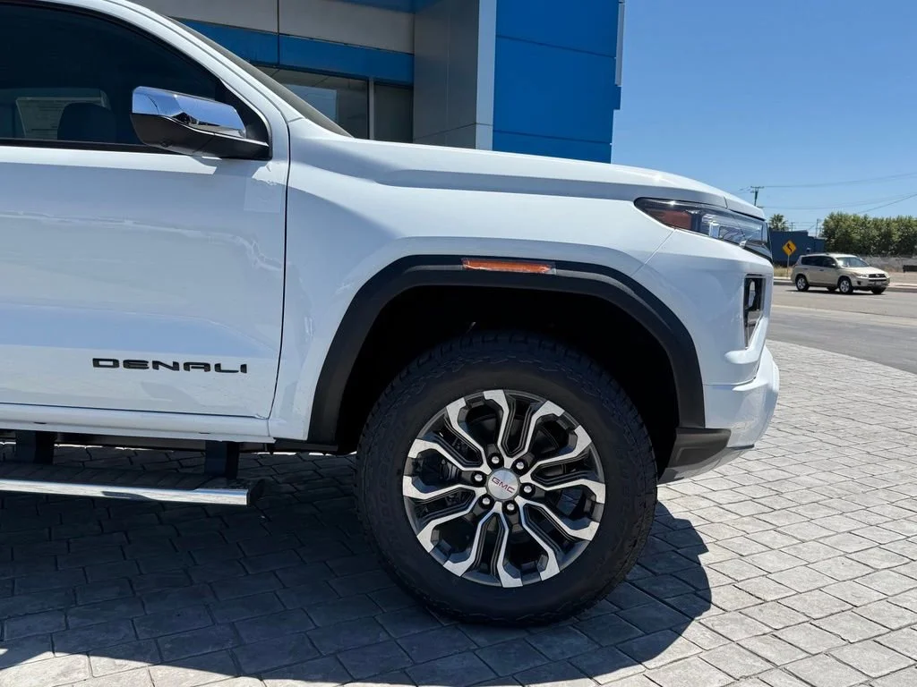 New 2026 Summit White GMC Denali image 5