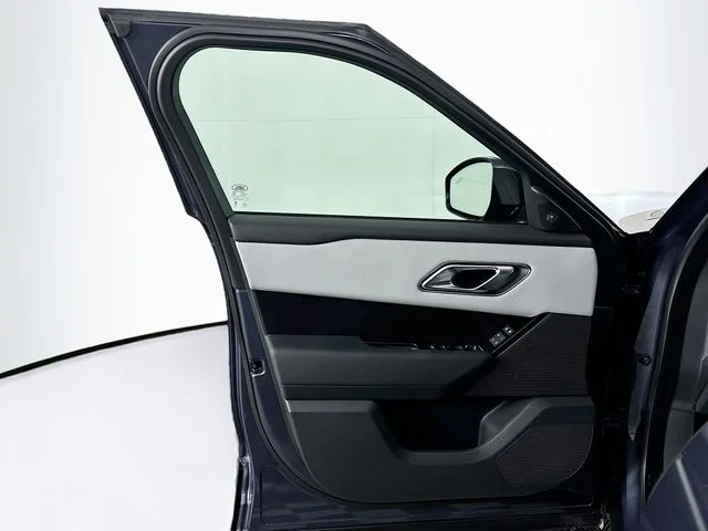 New 2026 Varesine Blue Land Rover Dynamic SE image 11