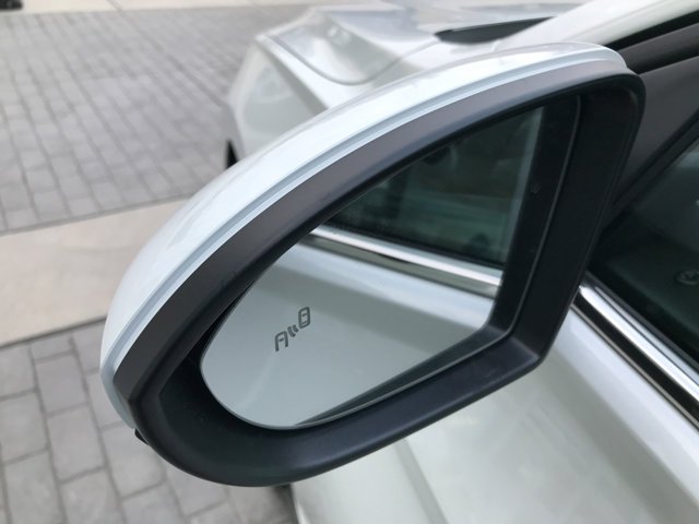 2026 Volkswagen Jetta SE - Photo 11