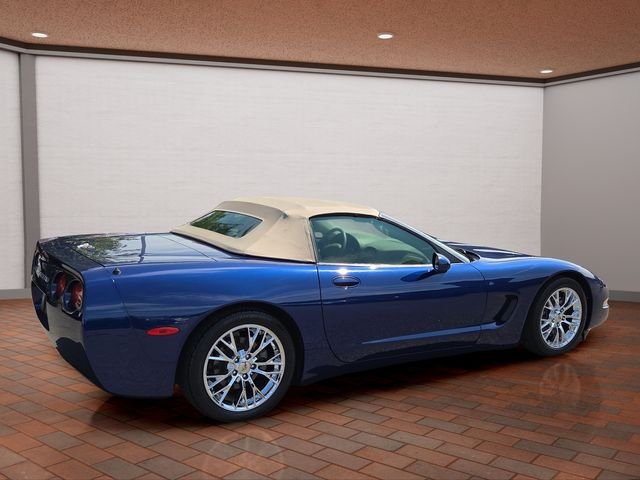 Used 2004 Lemans Blue Metallic Chevrolet Base image 3