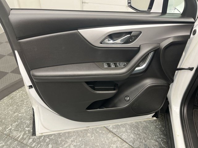Used 2021 Summit White Chevrolet LT image 6