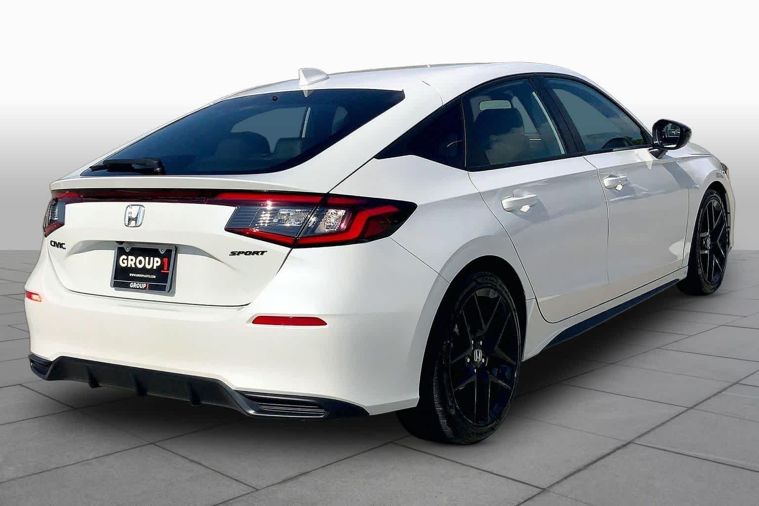 Used 2026 Platinum White Pearl Honda Sport image 13