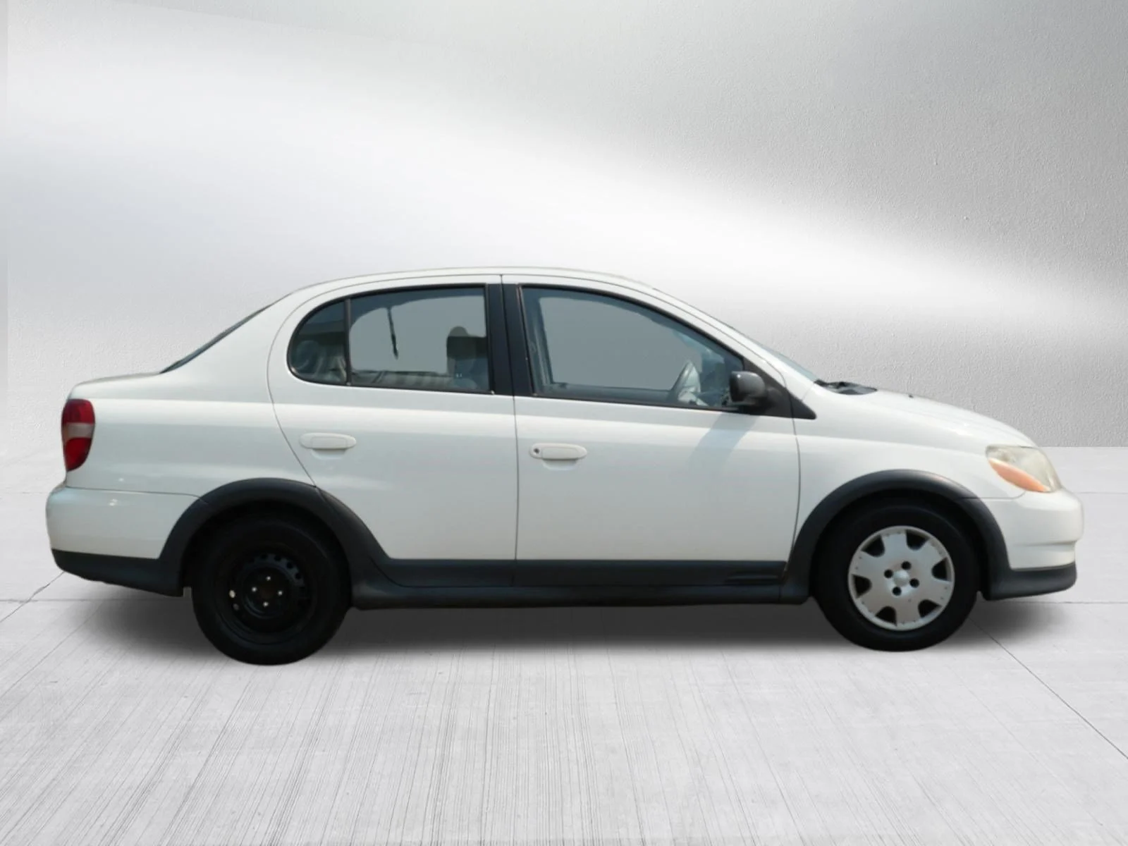 Used 2002 Polar White Toyota  image 8