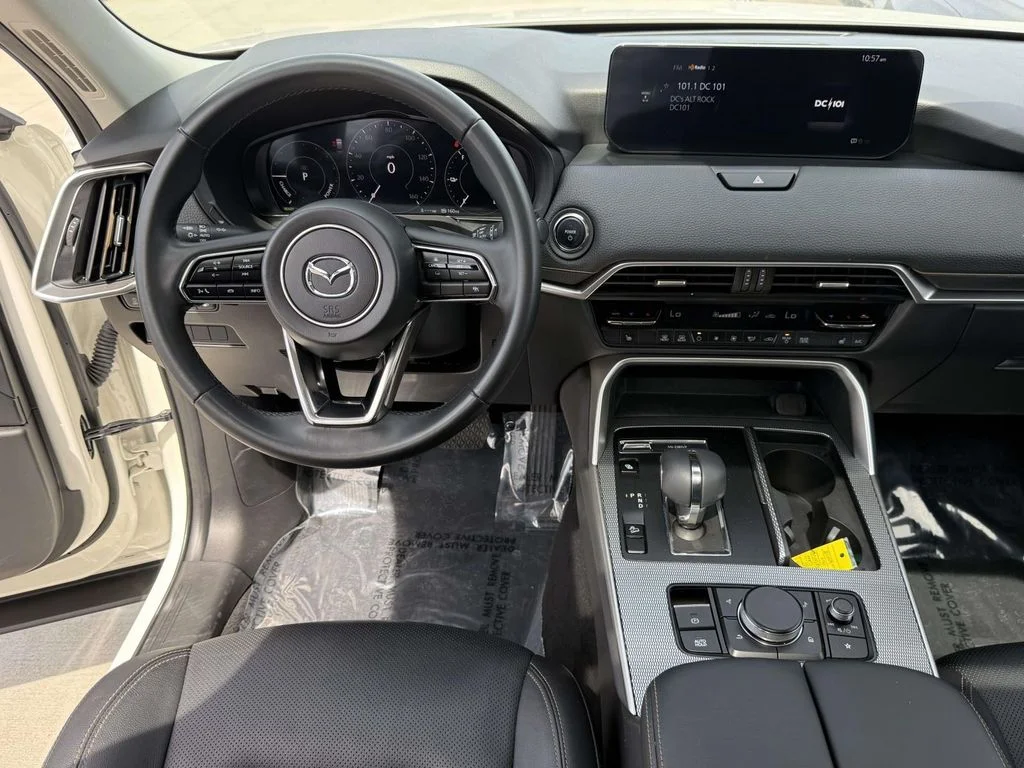 Used 2024 White Mazda Preferred image 17