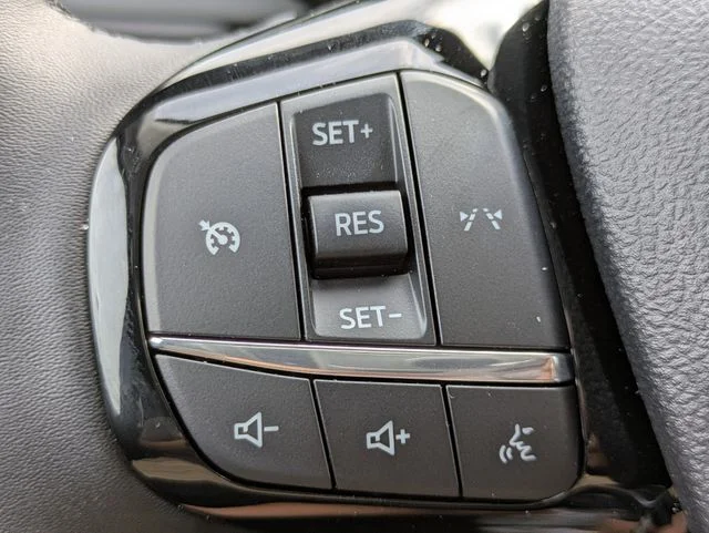 New 2026 Oxford White Ford Active® image 24