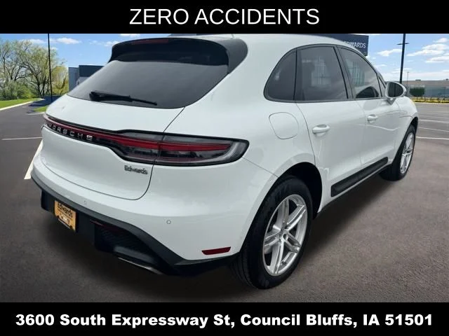 Used 2022 White Porsche Base image 3