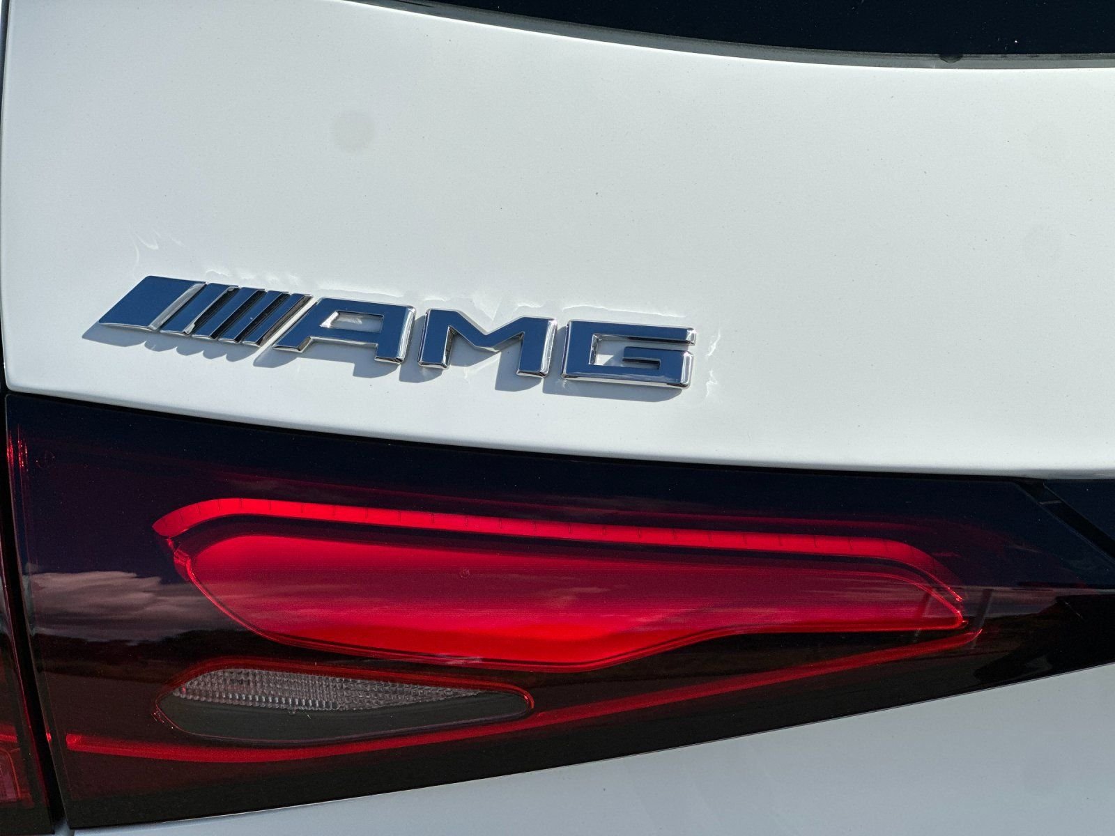 New 2026 Polar White Mercedes-Benz 43 AMG® image 12