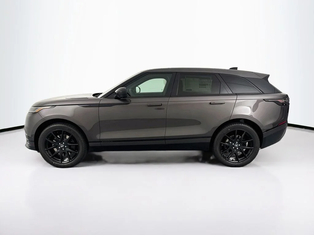 New 2026 Charente Grey Land Rover Belgravia Edition image 8