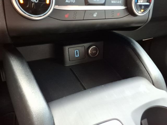 Used 2020 Red Ford SEL image 31