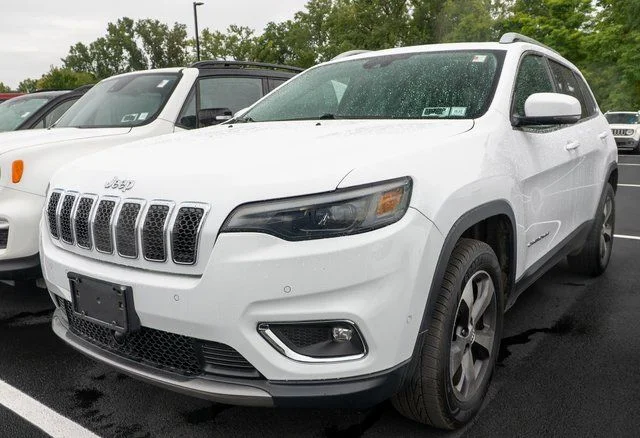 Used 2021 White Jeep Limited image 1