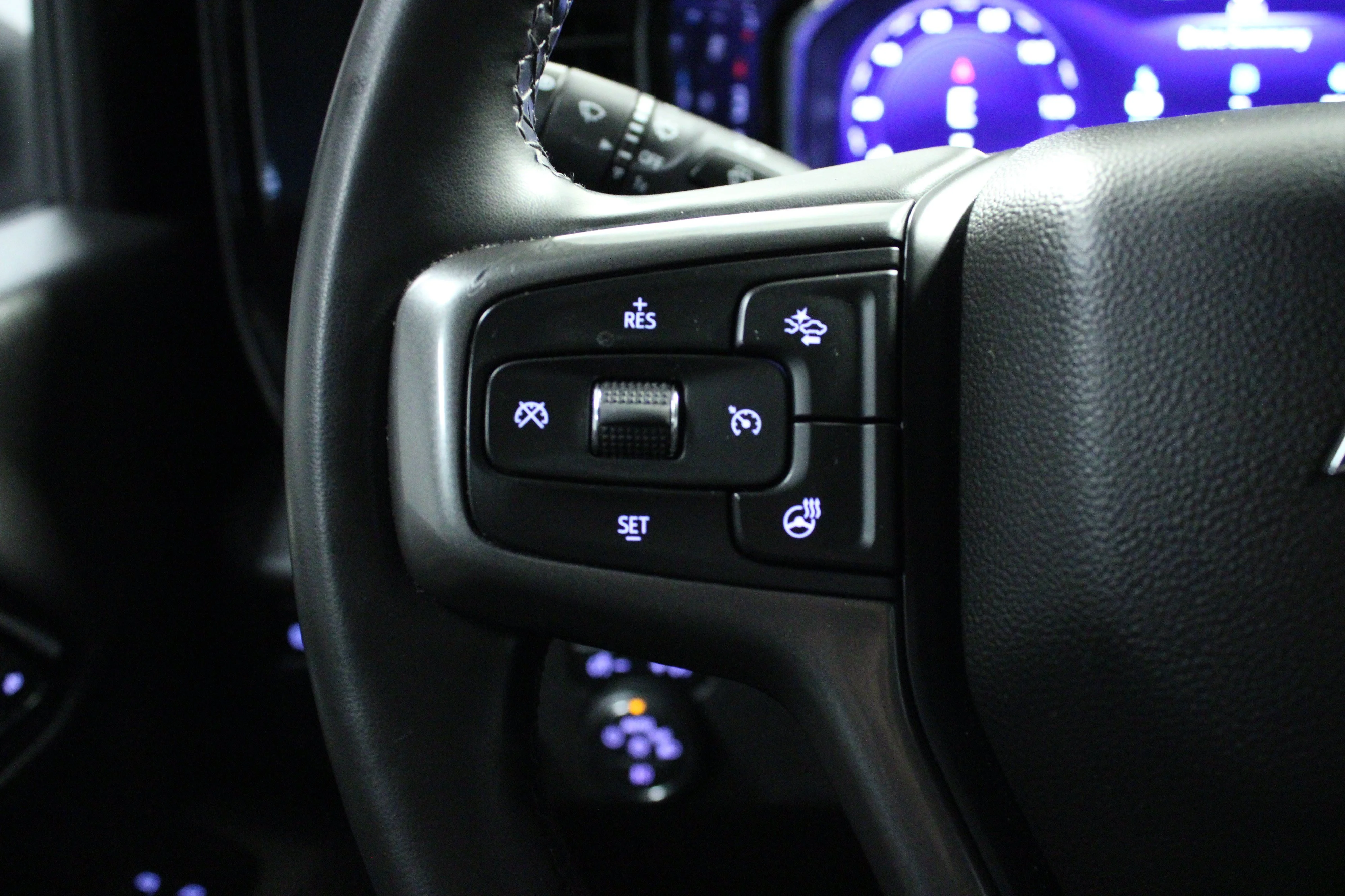 Used 2025 Summit White Chevrolet ZR2 image 22