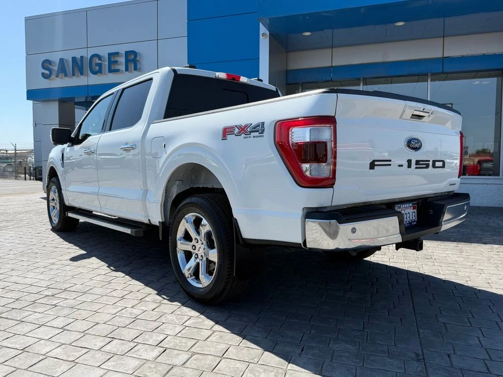 Used 2021 White Ford Lariat image 10