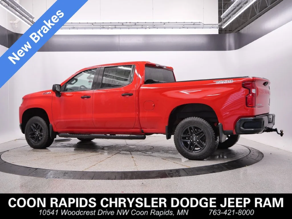 Used 2020 Red Chevrolet Custom Trail Boss image 3