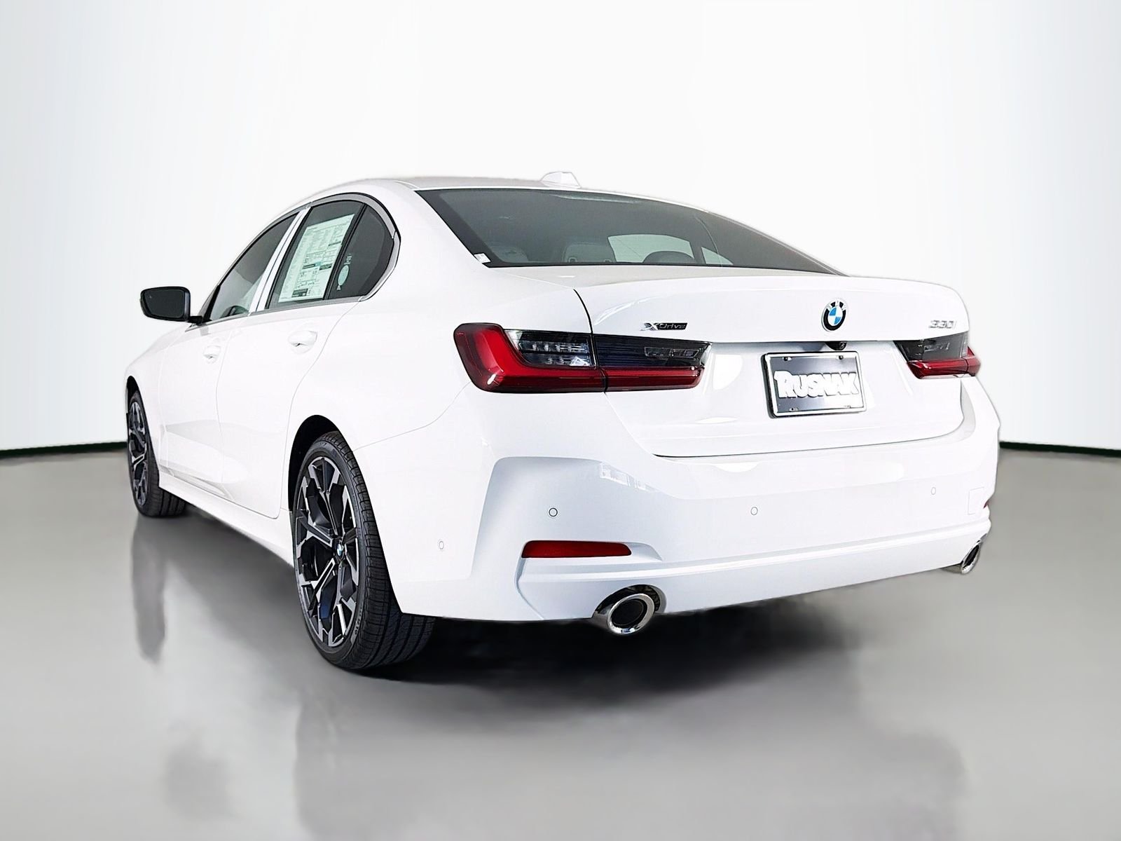 New 2026 Alpine White BMW 330i xDrive image 5