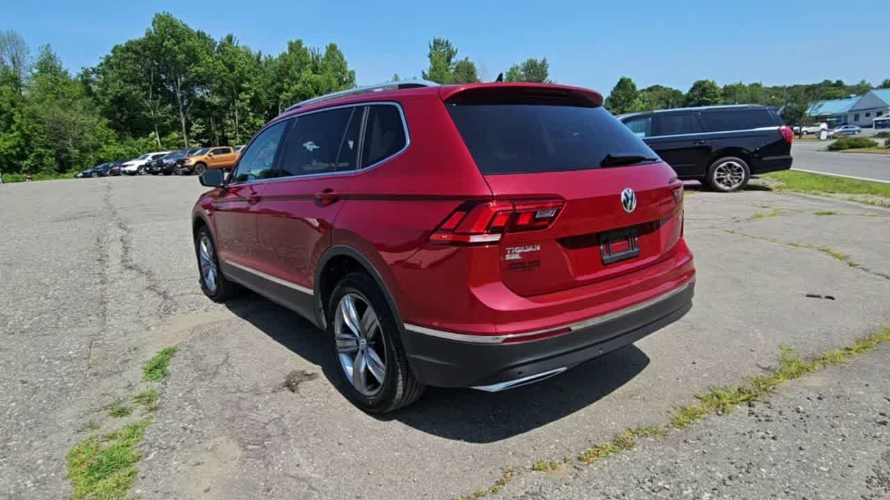Used 2021 Red Volkswagen SEL image 6