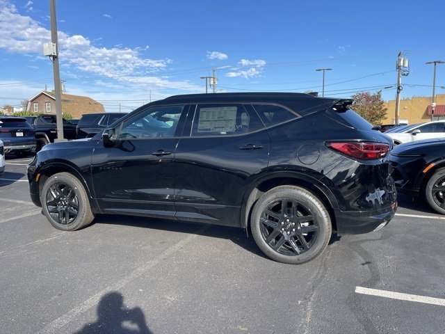 2025 Chevrolet Blazer RS photo 4