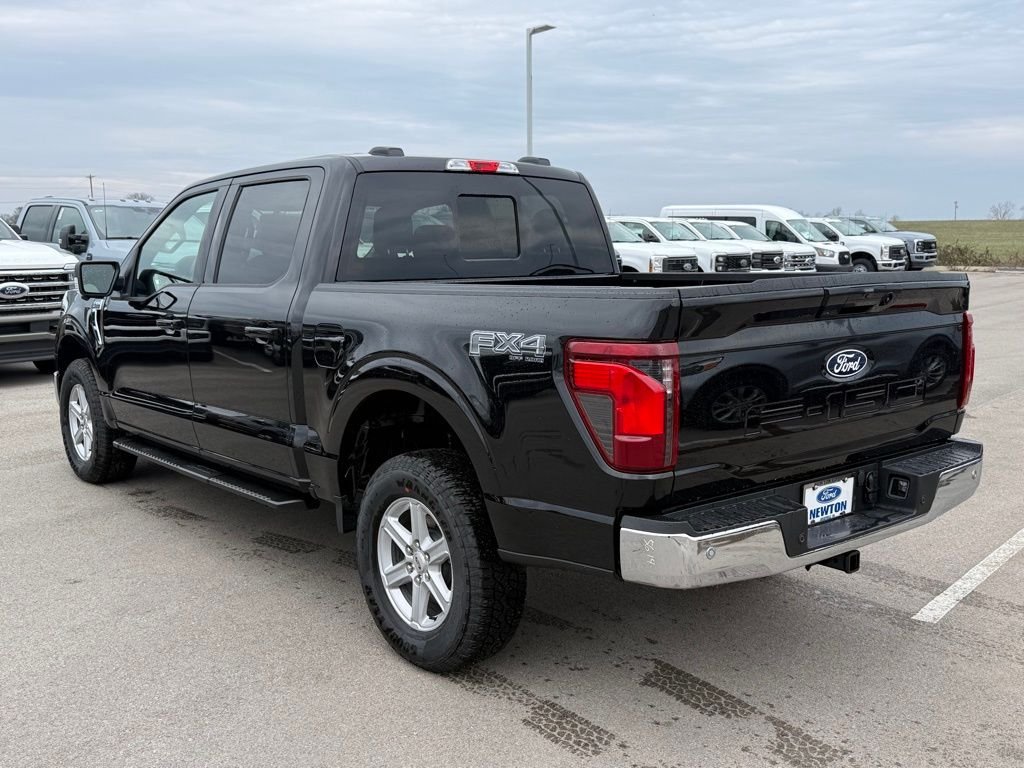 New 2026 Agate Black Metallic Ford XLT image 37