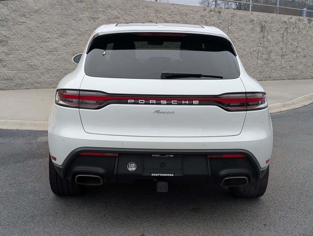 2025 Porsche Macan T - Photo 6
