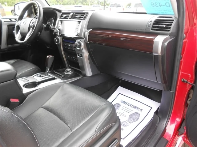 2020 Toyota 4Runner Limited - Photo 9