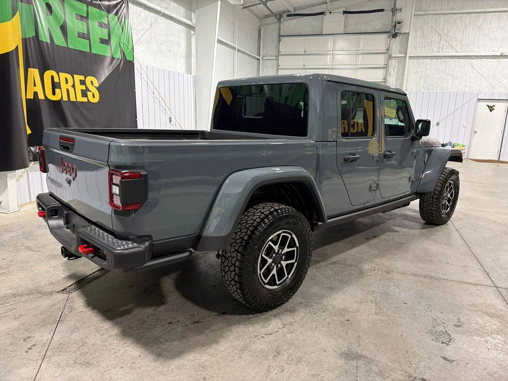 New 2026 Anvil Clear-Coat Exterior Paint Jeep Rubicon X image 6